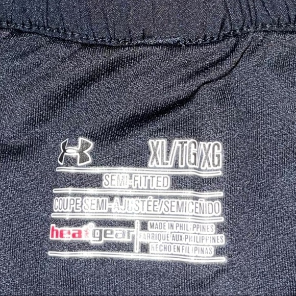 Under Armour Woman Size XL - Picture 3 of 3